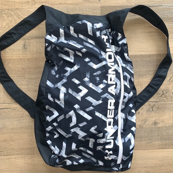 Youth medium windbreaker - Picture 2 of 2